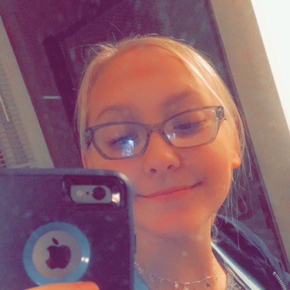 Meet your Posher, Sarah-lynn - Picture 1 of 1